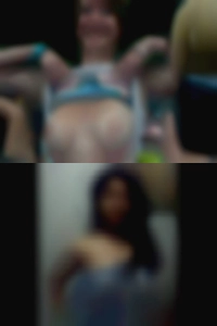 Hot English BBW naked girls.